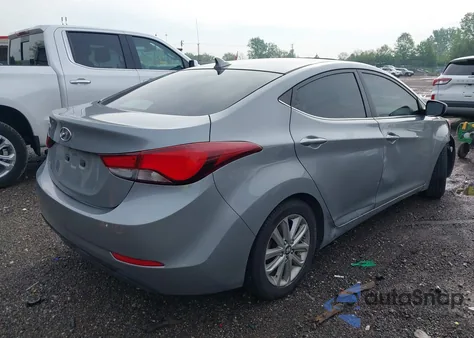 2015 Hyundai Elantra Se z USA, uszkodzony, nr VIN KMHDH4AE2FU425762